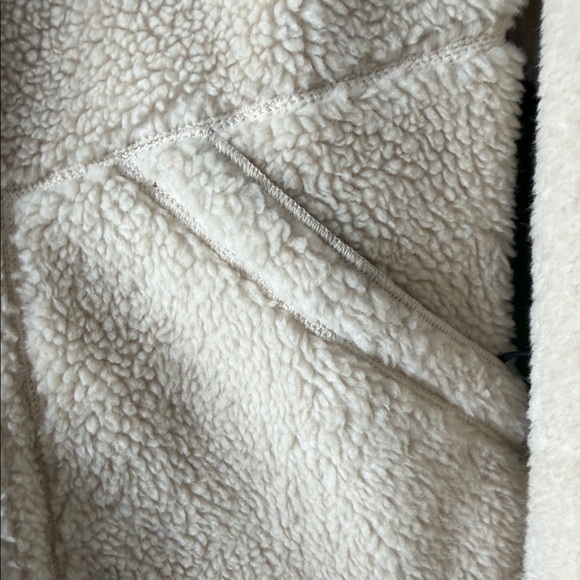 L.L. Bean Mountain Pile Fleece Hoodie Womens M Jacket NWT Cozy Warm Teddy - Picture 6 of 11